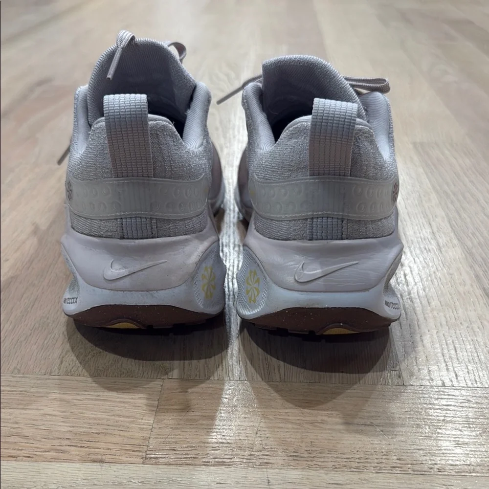 Nike Infinity Run - Picture 3 of 7
